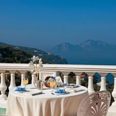 Hotel & Bellavista Francischiello 4*