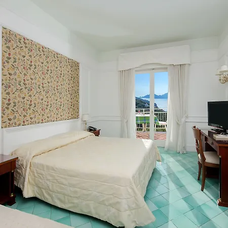 & Bellavista Francischiello Hotel 4*
