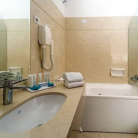 & Bellavista Francischiello Otel 4*