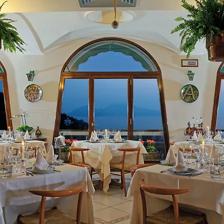 Hotel & Bellavista Francischiello 4*