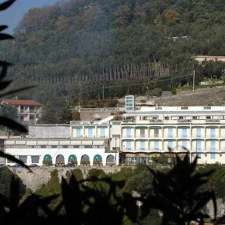 Hotel & Bellavista Francischiello